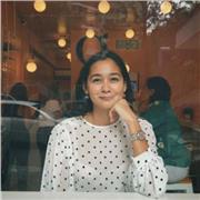 Professeure d'espagnol et d'anglais, avec expérience dans l'enseignement secondaire.